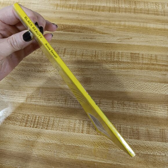 Black Beauty Anna Sewell 1984 B&W Pocket Classics Comic Paperback Vintage 80s - Picture 3 of 6